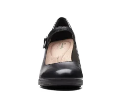 CLARKS Bayla Nora