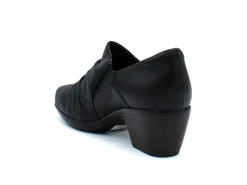 CLARKS Emily Cove