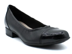 CLARKS Juliet Step
