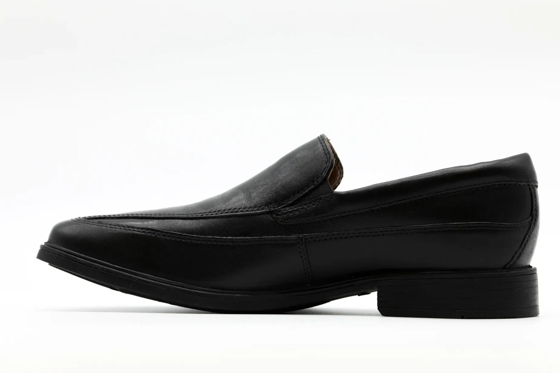CLARKS Tilden Free