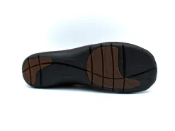 CLARKS  Un Loop Ave slip-on