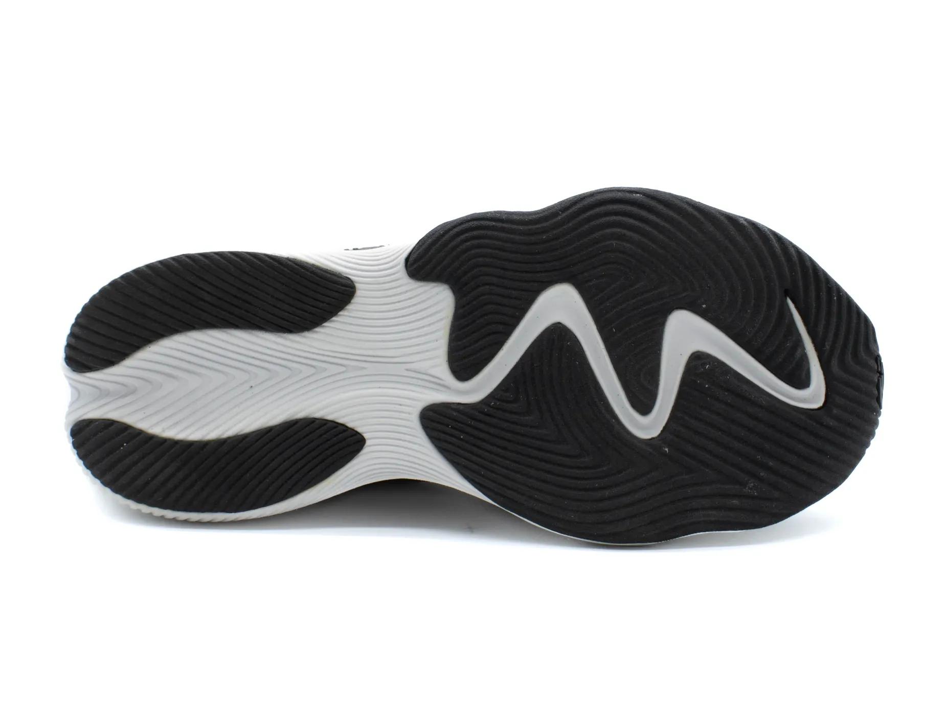 NEW BALANCE FuelCell Shift TR v2