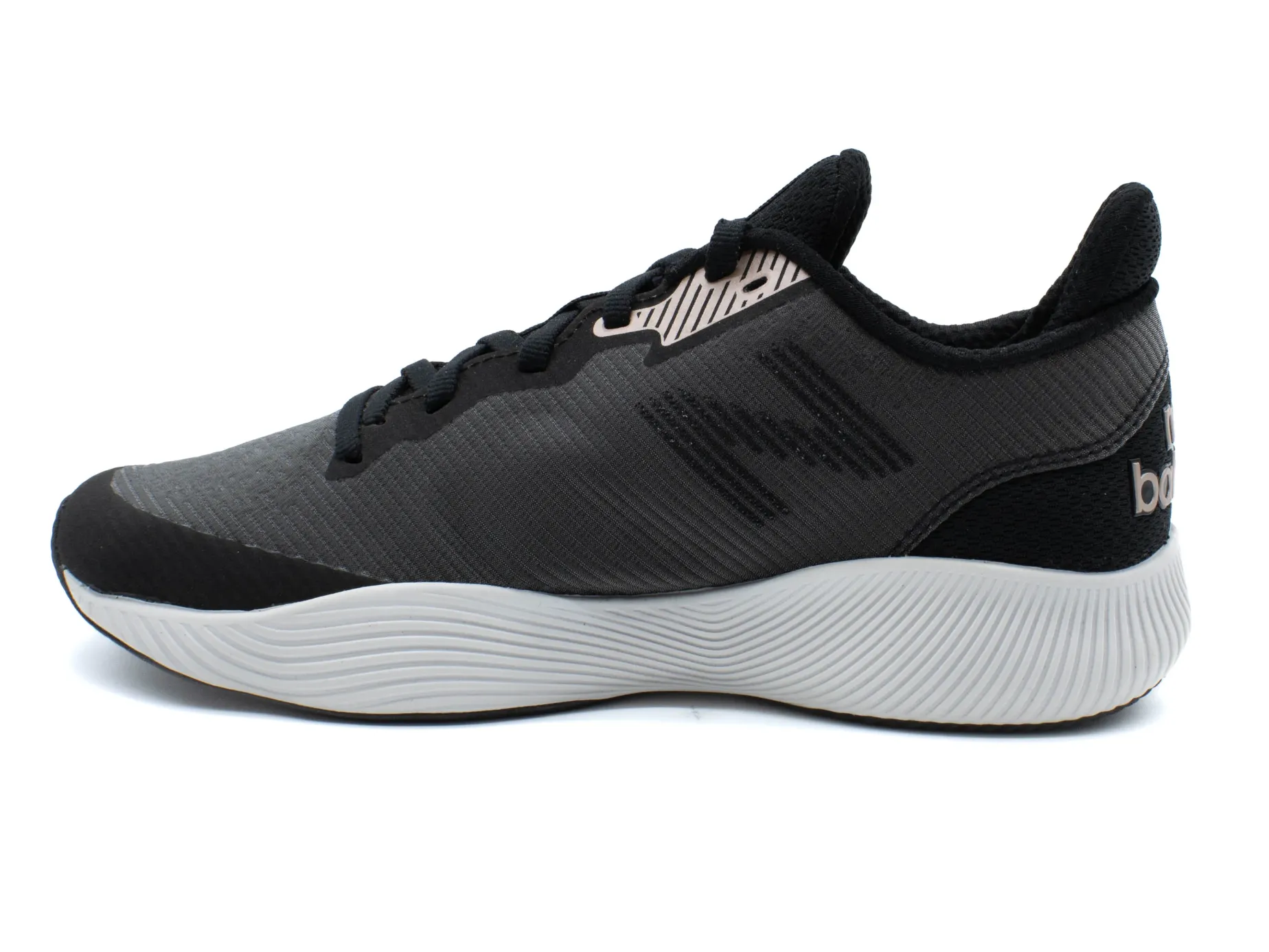 NEW BALANCE FuelCell Shift TR v2