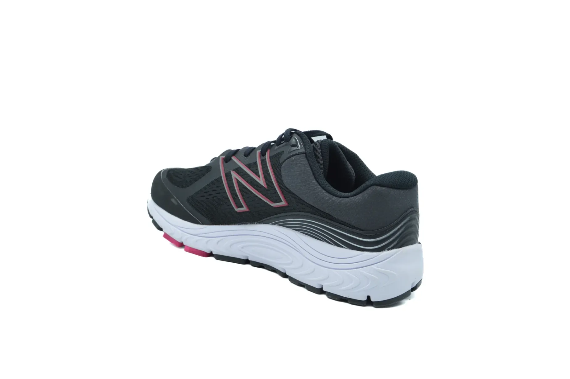 NEW BALANCE 840V5
