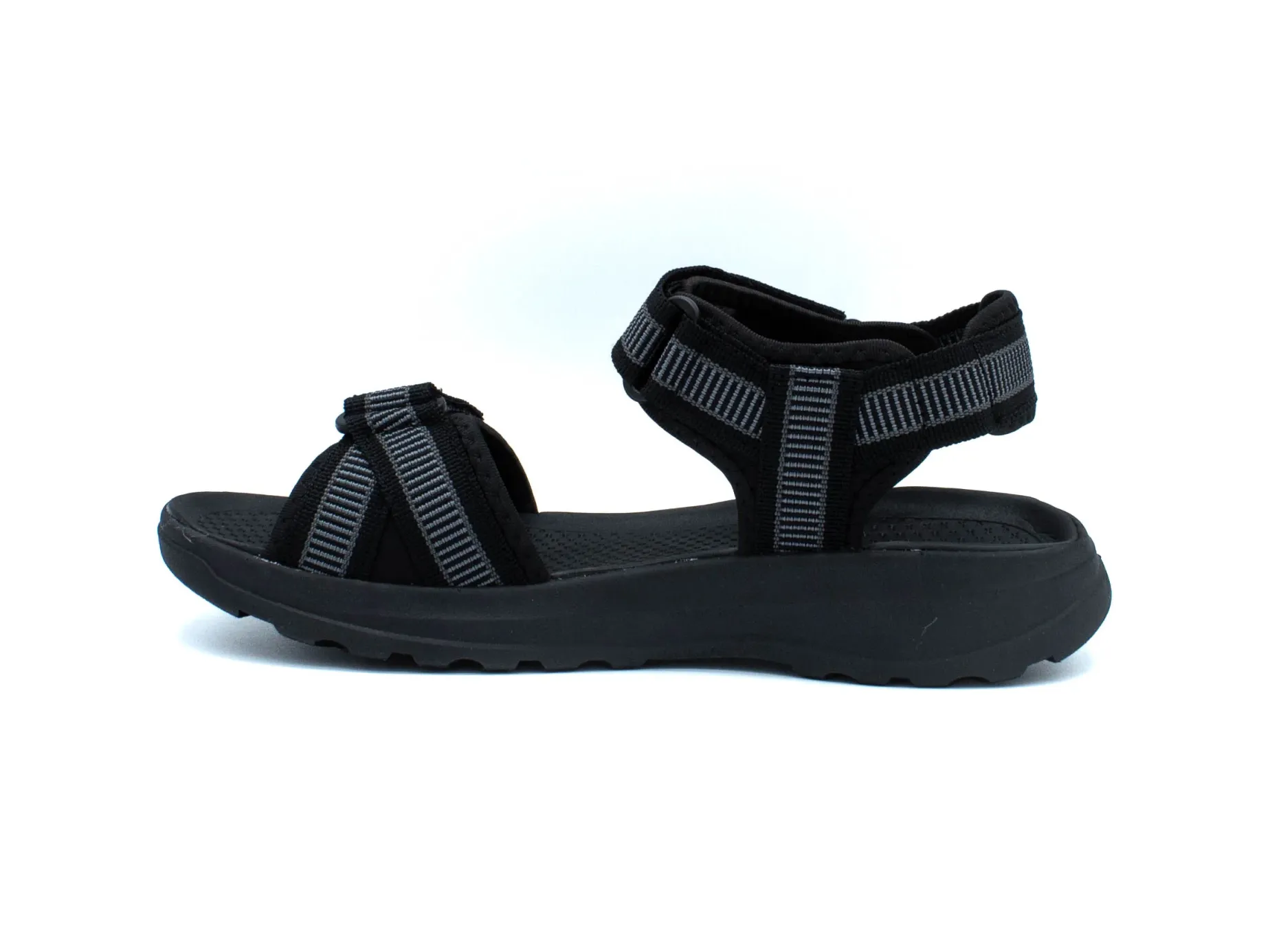NUNN BUSH HUCK SPORT THREE STRAP SANDAL