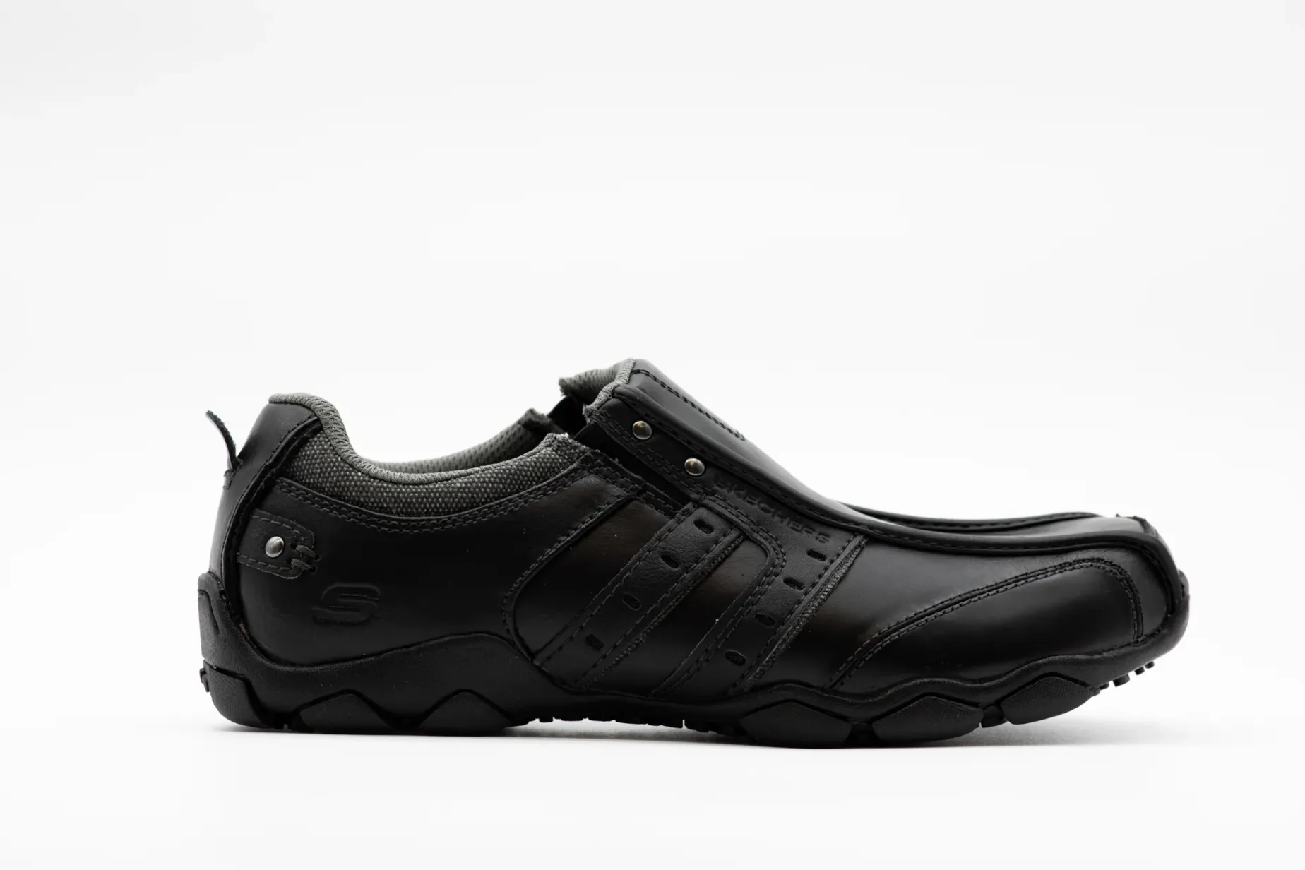 SKECHERS Diameter-Heisman