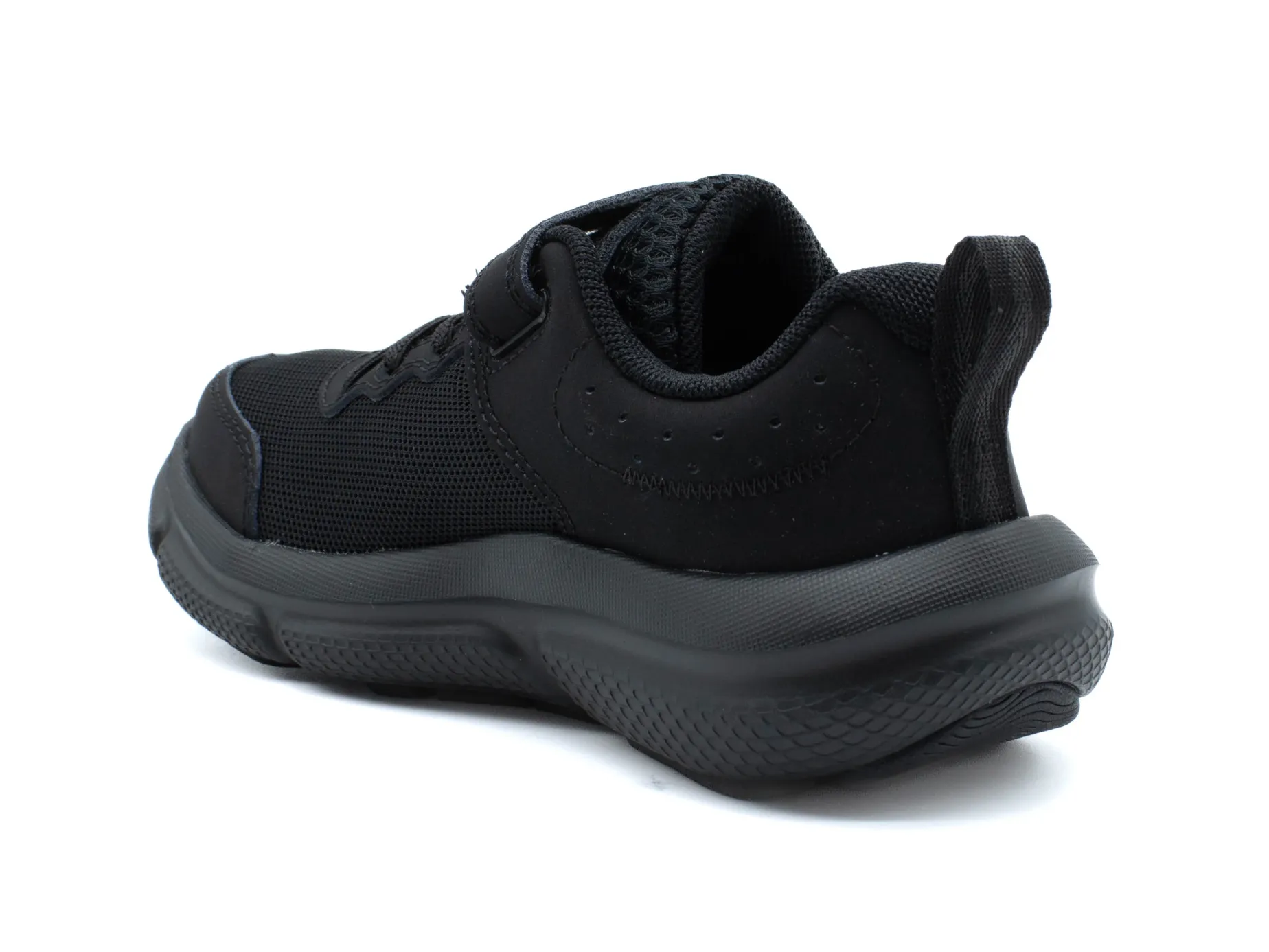 UNDER ARMOUR Assert 10 AC