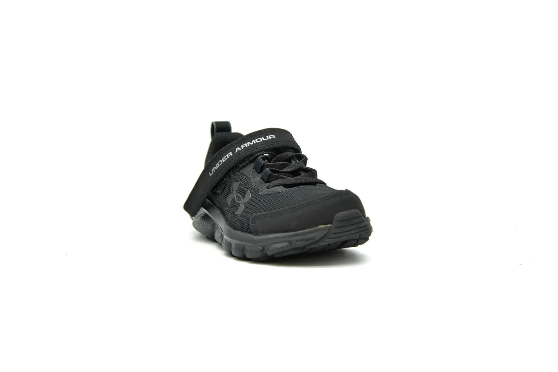UNDER ARMOUR ASSERT 9 AC