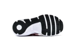 UNDER ARMOUR Assert 9 AC