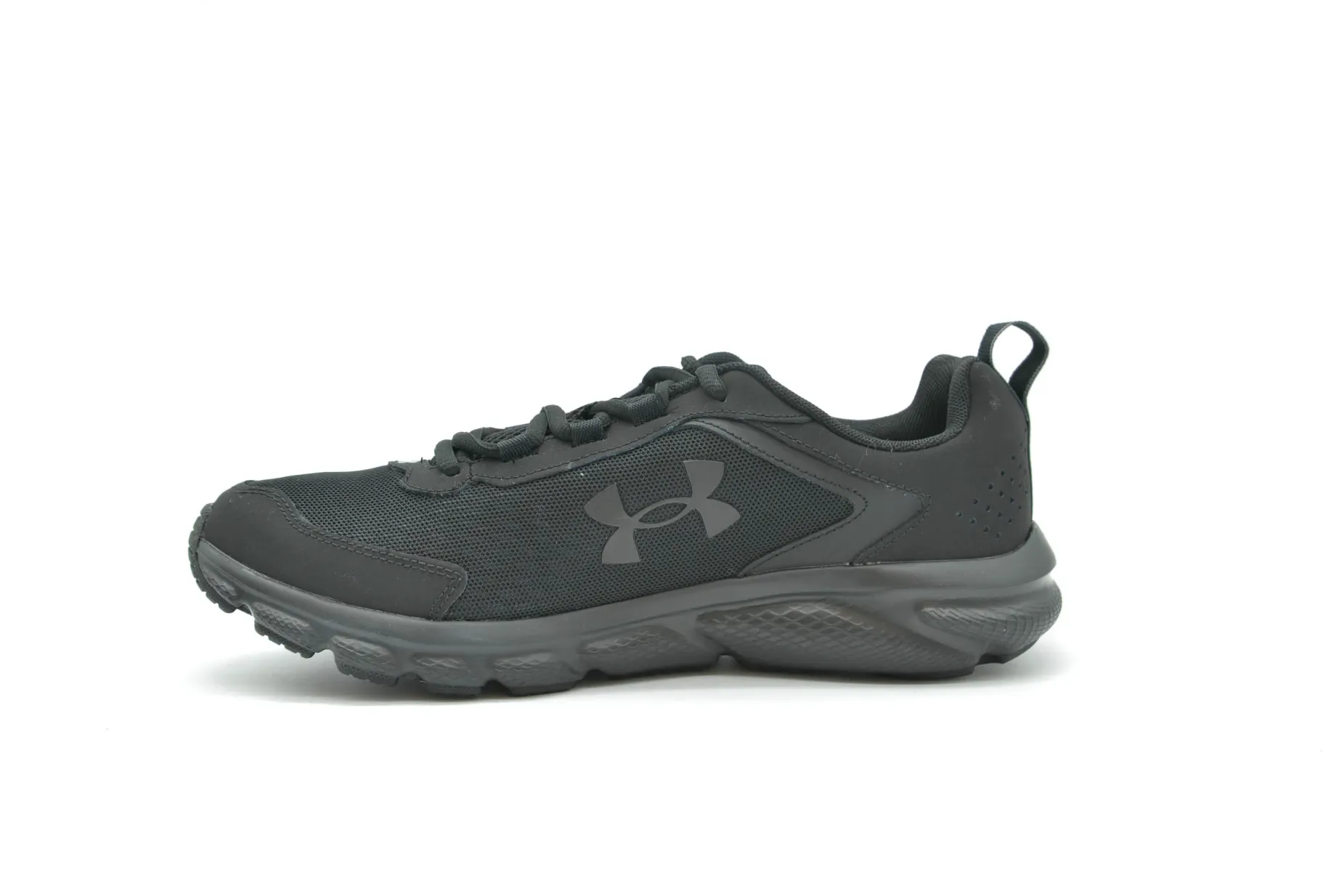 UNDER ARMOUR Charged Assert 9
